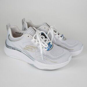 NWT Skechers White D'Lux Fitness Sneakers Machine Washable Memory Foam Size 6